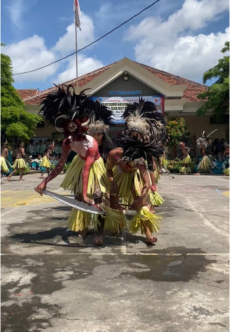 neti sangar🧟‍♂️#dayakjanurkuning #pensi #smp3ngunut #janurkuning 