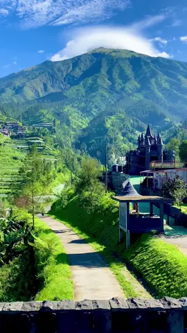 Berawal dengan kata i .. ( indah )  #negerikahyangan #magelang #wisata #wisatamagelang #fypシ゚viral #for #foryourpage #foryoupageofficiall #tiktokviral #vibes  #CapCut  