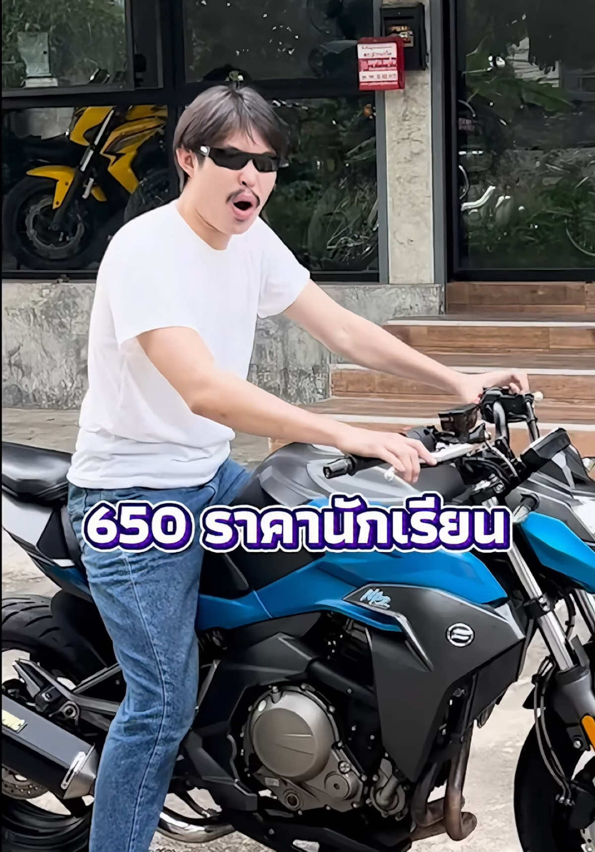 Bigbike ราคานักเรียน‼️ • ราคานี้เล่มครบ ทะเบียนแท้💯 📢มาก่อนได้ก่อนนะจ้ะ📢 ✅ รับประกันเครื่องยนต์ 1 เดือน 1,000 Km ✅ รับประกันเอกสารการโอน💯 ✅ การันตรีรถไม่มีอุบัติเหตุ 🏡 ร้านอยู่ หลังโรบินสันศรีสมาน จ.นนทบุรี ☎️ Tel : 099-750-4936 (K.ริว) 📱 Line ID : riv109 #ฟีดดดシ #มอเตอร์ไซค์มือสอง #บิ๊กไบค์มือสอง #รถมือสอง ##ราคานักเรียน #cfmoto #cfmoto650nk 