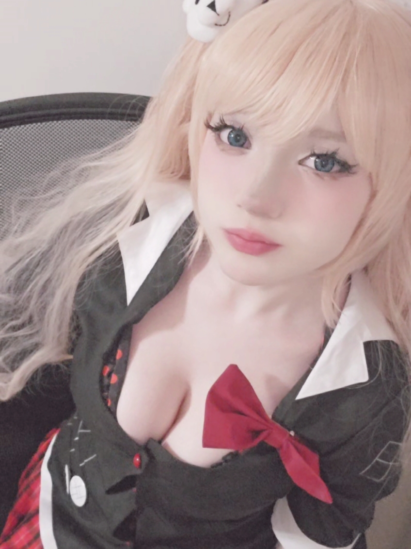 i hate choosing covers aaeuurugh #junko #junkoenoshima #junkocosplay #junkoenoshimacosplay #junkodanganronpa #junkodanganronpacosplay #junkoenoshimadanganronpa #cosplay #danganronpa #danganronpacosplay #danganronpacosplayer #drv2 #drv2cosplay #drv3 #drv3cosplay #cosplayer #cosplaygirl #cosplayersoftiktok #animecosplay #anime 