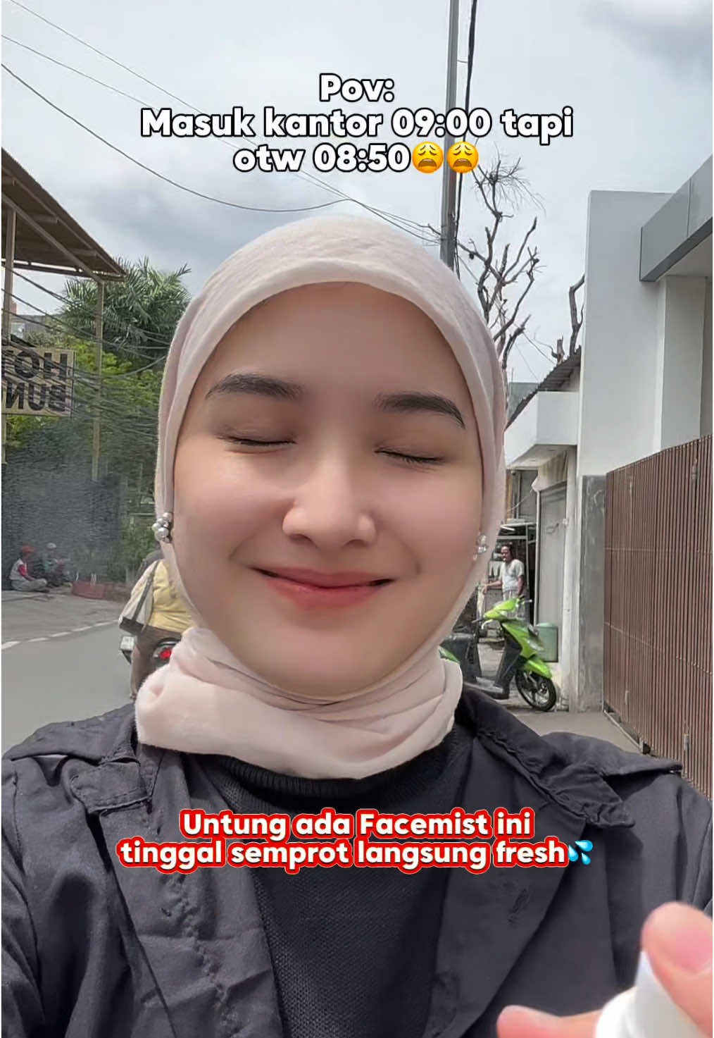 Satset yang penting skincare-an aman🤪😅  #keziabeautyofficial #skincarelocal #keziabeautyskincare #belilokal #localbrand #ashantyhermansyah #facemist #sunscreenviral 