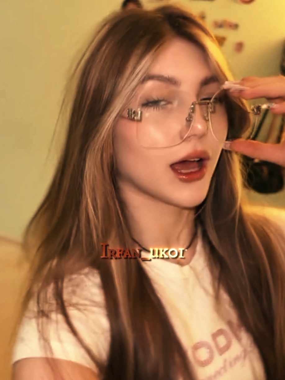 UK 🇬🇧 New Account Viral Need Support TikTok USA?  #fyp #edit #girl #beauty @steshkk- 