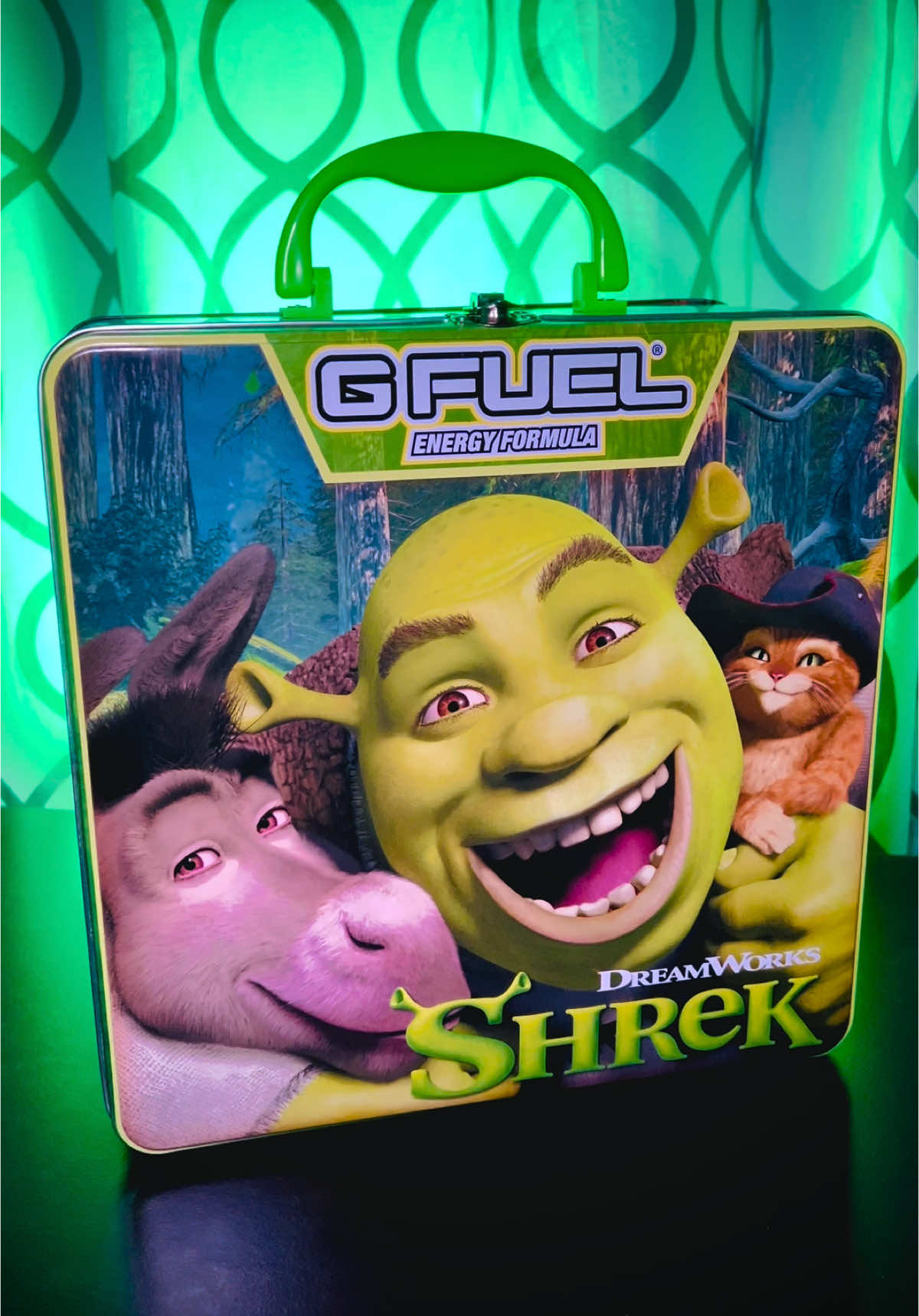 Shrek Collectors Box!  Gfuel! Mai Tai And Onion and Waffles!! #gfuel #energydrink #shrek #waffles #onion #maitai #gfuelenergy #shrekislove #shreklife #foryoupage 