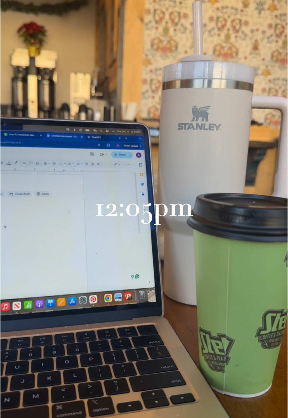 LOVE a productive day!! @lululemon  #productive #coffeeshop #coffee #healthyfood #healthylifestyle #whatieatinaday #dayinthelife #OOTD #fashion #foryoupage #foryou #ballet #balance #Vlog #gym #gymrat #gymreels #orangetheoryfitness #lululemon #aloyoga #hoka #tennis #fashionblogger #Love #fyp #fypシ゚viral #fypシ #viralvideo #chillguy 