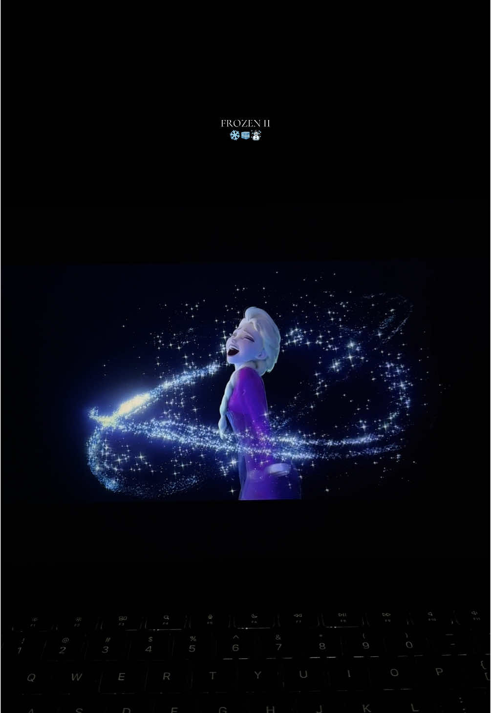 who knows deep down 🧊☃️❄️ #intotheunknown #disney #disneymovies #disney #disneyqueen #letitgo #princesselsa #queenelsa #disneyprincess #elsa #frozen #frozen2 