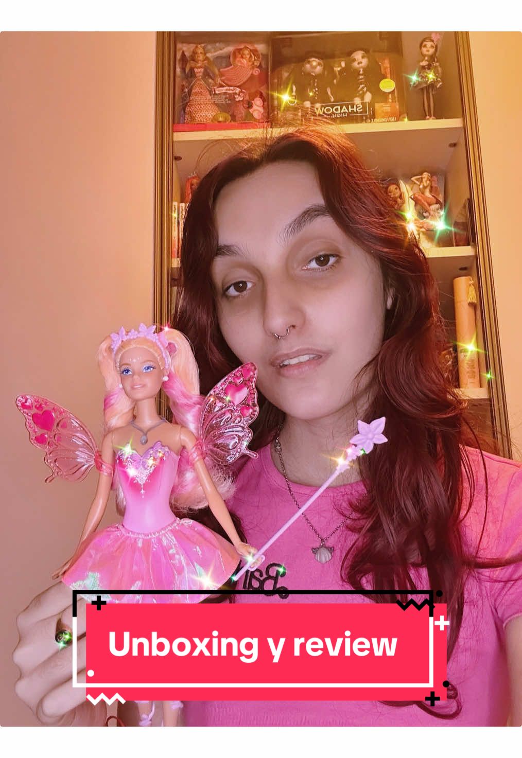 Unboxing y review Barbie 🩷🧚🏻‍♀️ #barbie #unboxing #review #barbiegirl #barbiedoll #barbietiktok #fairybarbie #fairy PD: si soy asi de palida no sale ningun fantasma en este video 👻