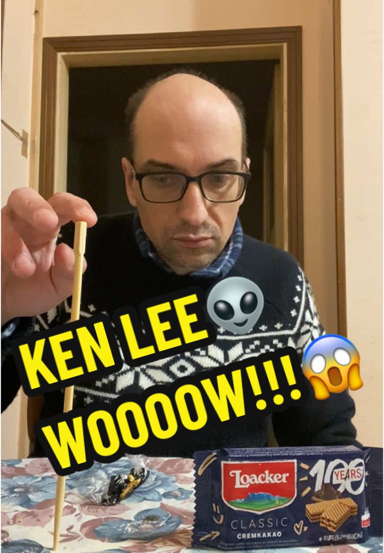 KEN LEE WOOOW!👽😱⚡️🪐🌎 #kenlee🐉 #animeman #ultrasigma #fastest #falcopellegrino  #speedoflight #goku #brucelee #ultrainstinct #saitama #onepunchman #cartoon #manga #amazing #superhero #velocitadellaluce #flash #record #martialarts #lighter 