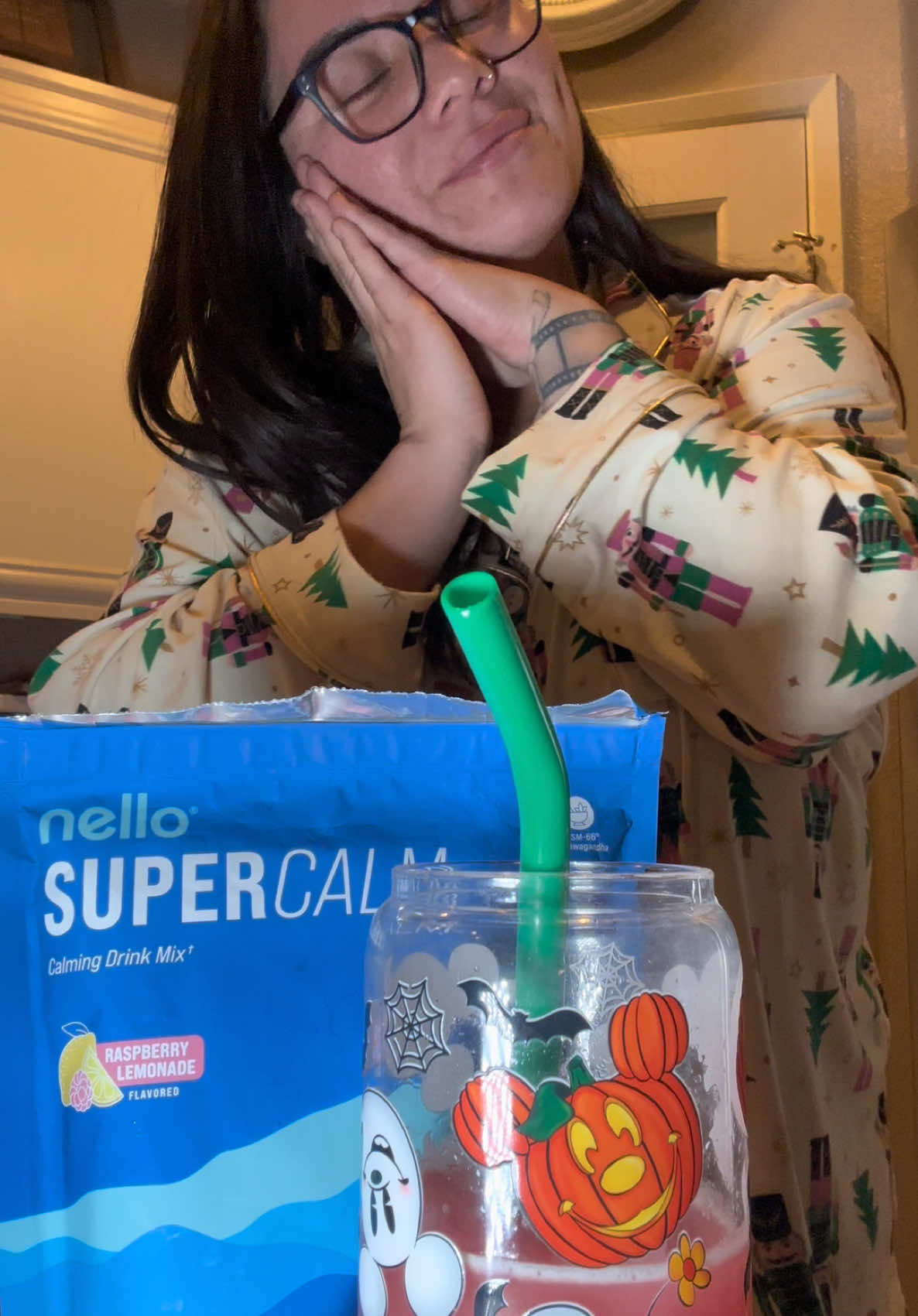 Im ready to drift into dreamland because of my Nello Super Calm 😴 #nello #nellosupercalm #ttshopdeals #tiktokshopaffiliate #fyp #tiktokshopholidayhaul #christmasgiftideas 