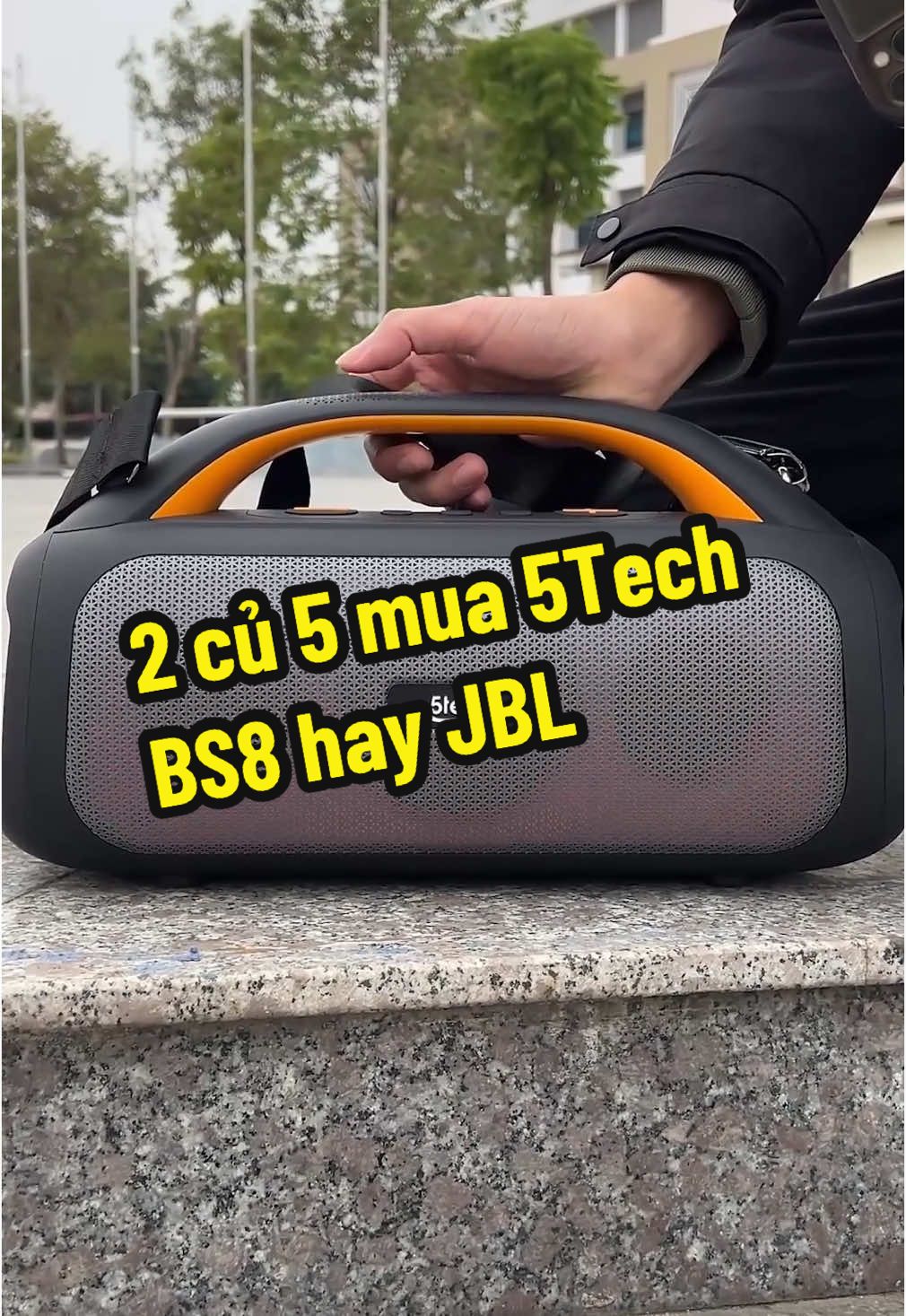 Trả lời @Người Mua Vui JBL phân khúc giá 2 củ 5 bơi vô đây #loabluetooth #loabluetooth5tech #loa #loajbl #loakaraoke 