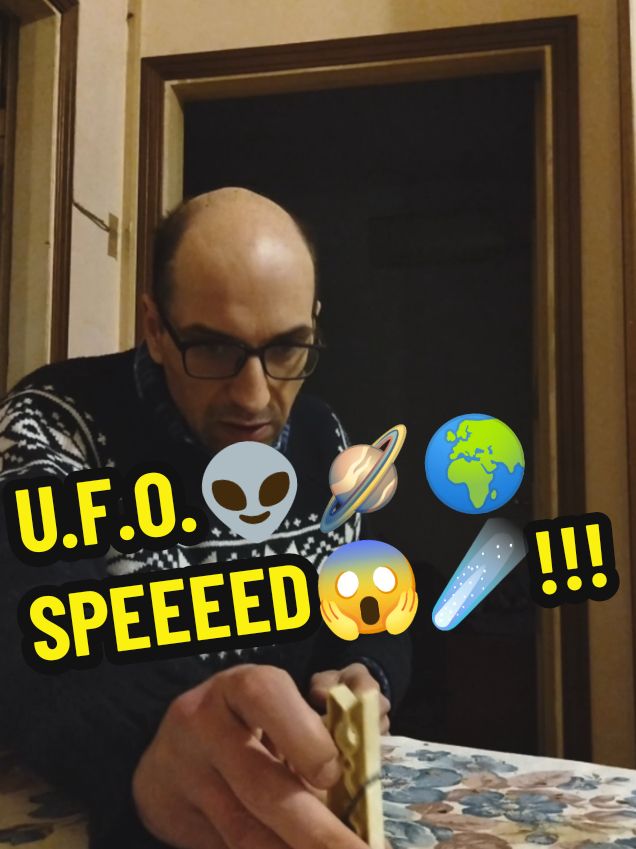 U.F.O.👽 SPEEEED😱😱😱!!! #kenlee🐉 #animeman #ultrasigma #fastest #falcopellegrino  #speedoflight #goku #brucelee #ultrainstinct #saitama #onepunchman #cartoon #manga #amazing #superhero #velocitadellaluce #flash #record #martialarts #lighter