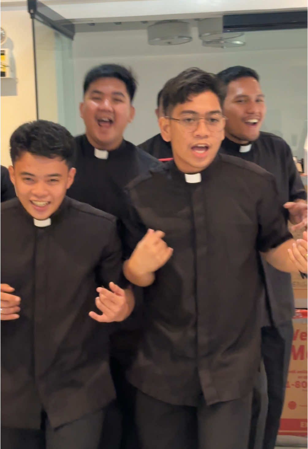 Thank you po. 🙏 #christmascarol #seminarista #seminarians #singingseminarians #nagaseminarians #bicolseminarians #feelingblessed #feelinghappy 