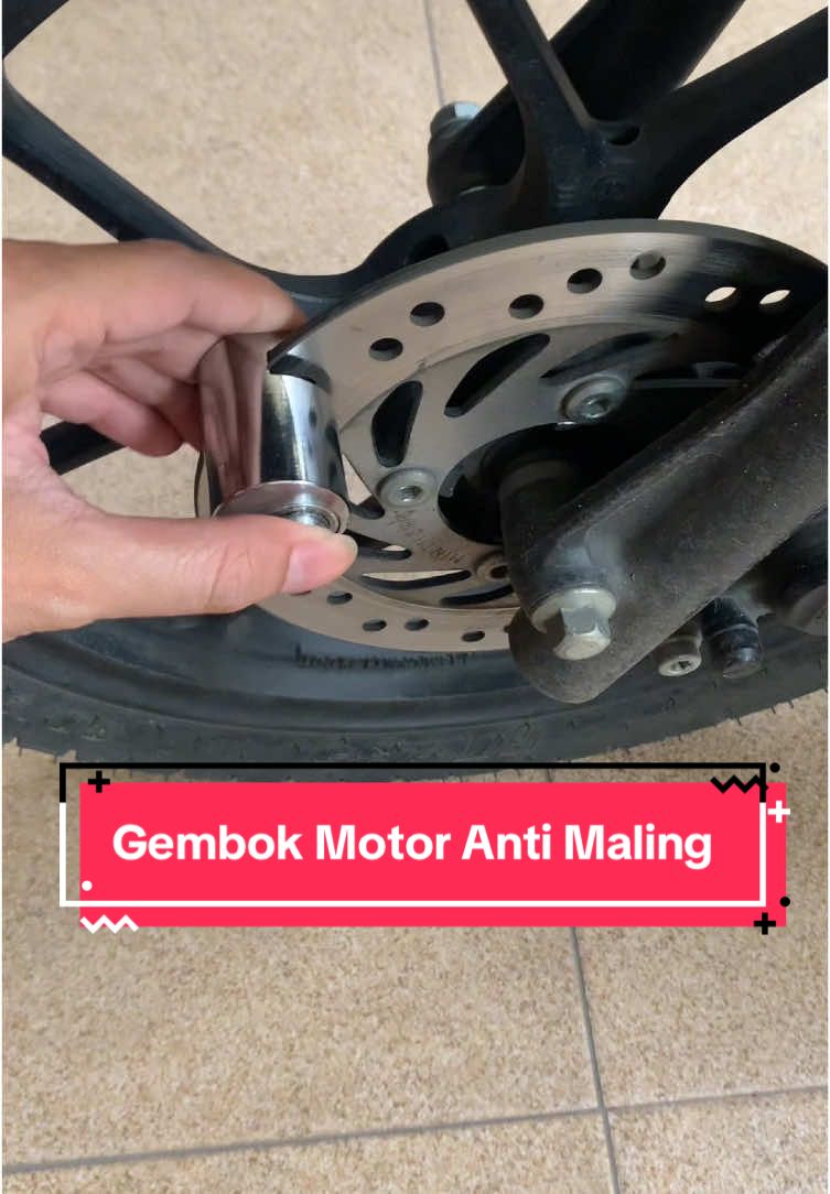 Pakai gembok motor anti maling biar motor aman saat diparkir. Gembok cakram ini tuh gampang makainya dan harganya murah #gembokmotor #gembokcakram #gembokantimaling #gembokmotorantimaling #kuncimotor #cuantanpabatas #gebyarbelanjadesember 