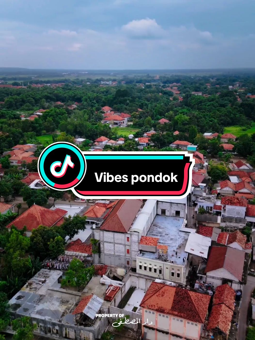 Vibes Pondok Pesantren Darul Mustofa Pakek Drone #fypage #fypシ゚viral #santri #santripondok #santriindonesia #santriindonesia🇮🇩 #darulmustofa #darulmustofaofficial #indah #pondokbangkalan #pondokbangkalanmadura #fypage #dronevideo #drone 