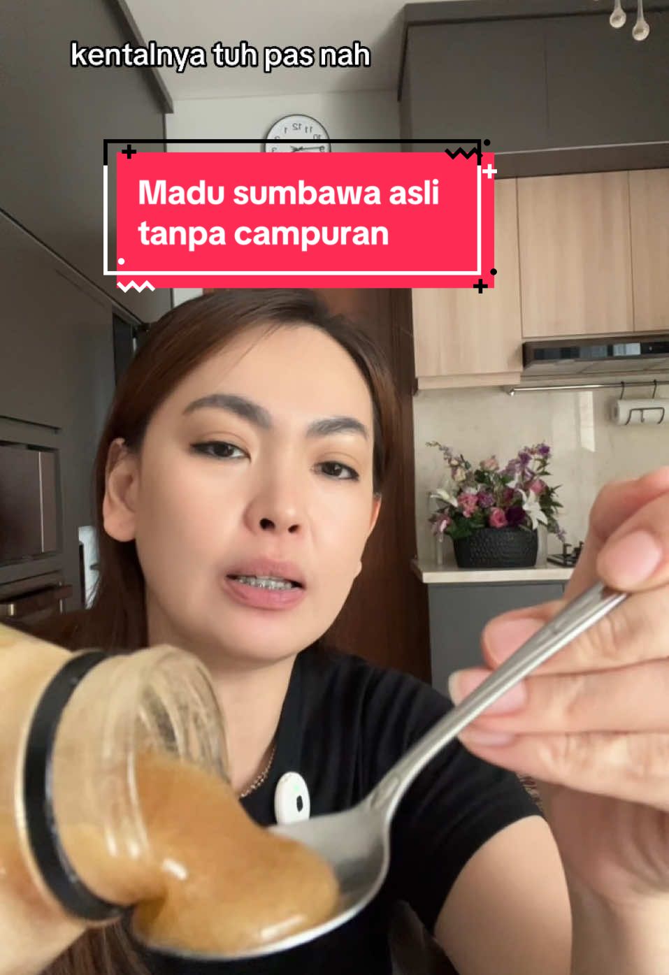 PROMO 1 kg Madu sumbawa, madu asli tanpa campuran pemanis apapun dan sdh HALAL !! Buruan di order seblm promonya berakhir!! #madu #madusumbawa #maduasli #madusumatra #megaguncangcuan1212 #megaguncang1212 #promodesember #cuantanpabatas 