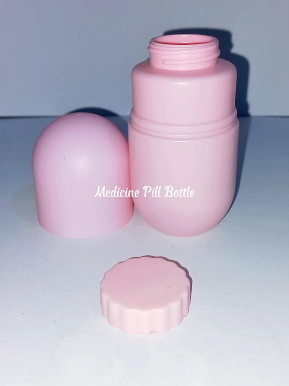 Cute medicine pill bottle to store your meds. Check out yours na din!  #medicinebottle #pillbottle #medicinestorage #bottlecontainer #pillcontainers 