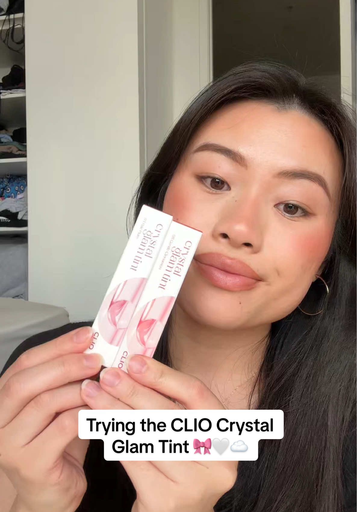 Trying the @클리오 찐 Clio Crystal Glam Tints 🤎 got these from @OLIVE YOUNG Global last year in Korea 🫢 @cliocosmetics_global #cliocrystalglamtint #cliocrystalglambalm #cliocosmetics 