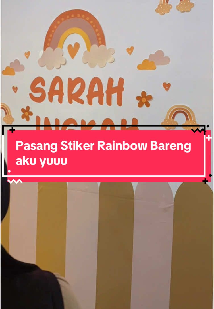 Ikut pasang stiker custom bareng aku yuuu #stiker #stikerdinding #stikerrainbow 