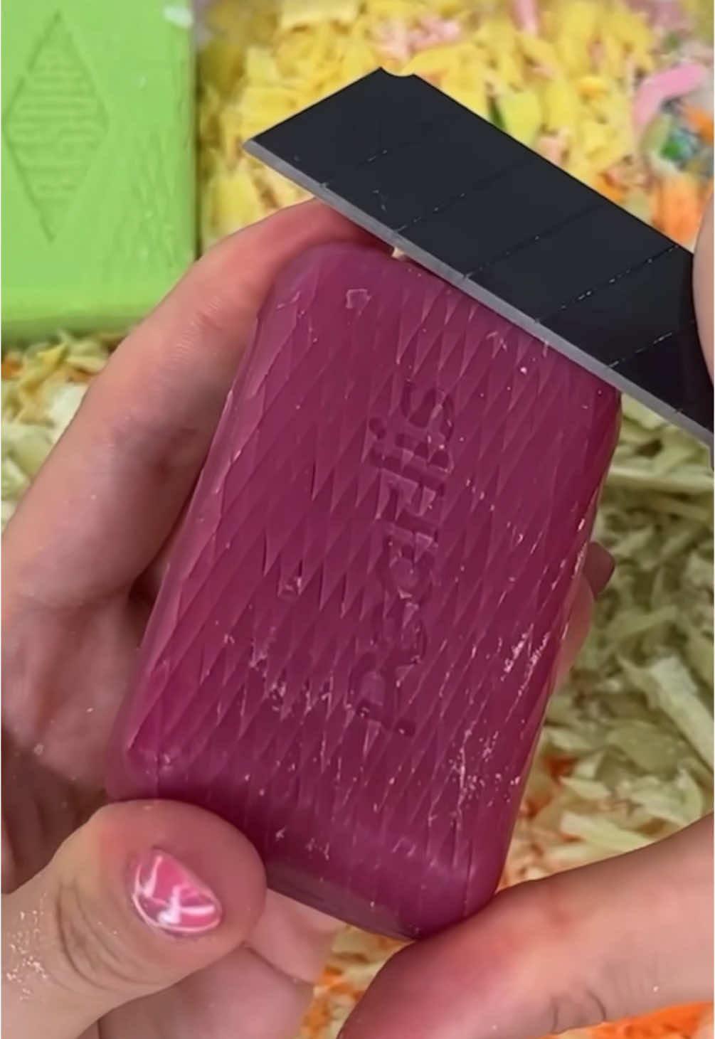#asmr #asmrsounds #asmrvideo #asmrtiktoks #satisfying #soapasmr #soapcutting #satisfyingvideo #soapcubes #soap 