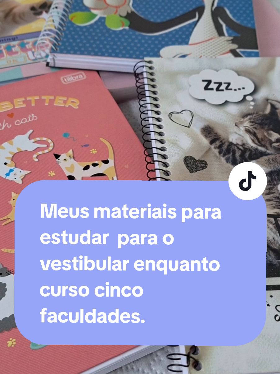 Meus materiais para estudar para o vestibular por dois anos enquanto curso cinco faculdades. #enem #materialescolar #materialescolar2025 #studytok #faculdade #estudos #cursinho #vestibulando #medicina #medvlog #papelaria #foryoupage #foryou 