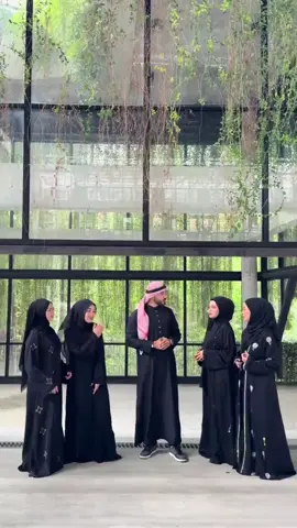 4 wives trend #one day me  with my 4wife #4wife #islamic_status #islamic_video #islam #indonesia #parati 