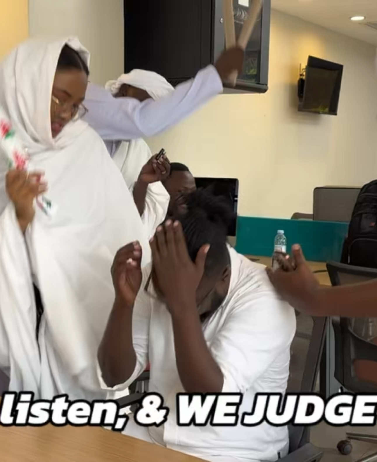 People can lie 😂🙌 VIDEO: How well do you know your Christmas?  .Here is #WeListenAndJudge 😂 #part1  #NextRadioAt6 #NextMediaTalks #NextEndOfYear #NextRadioUG  #NextMorningSwitch 