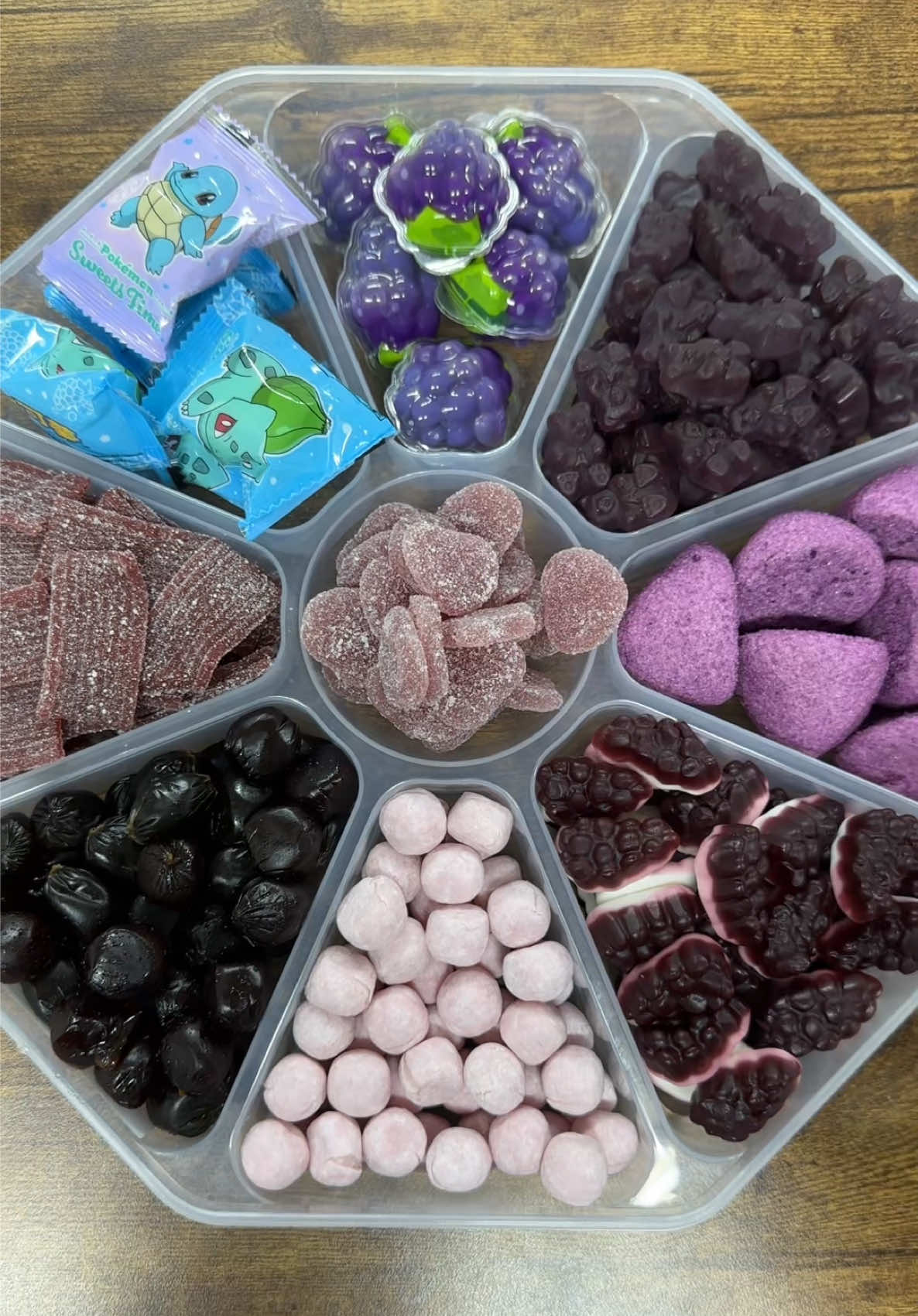 Replying to @𝓜𝓮𝓲𝓪🤍 🍇Grape Candy Platter!🍇 #fyp #foryoupagе #grape #candy #asmr 