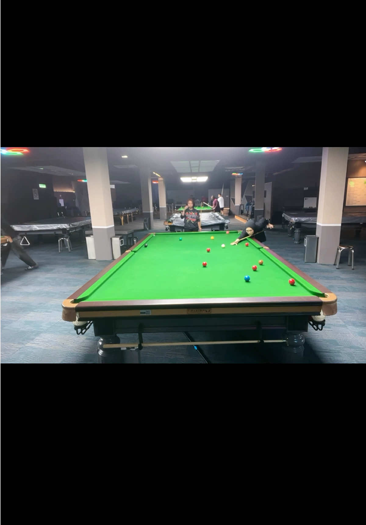 Pinjam masa korang 2 minit lebih okay😚 Hobby sebulan sekali🤓 #missrosegaming #snooker 