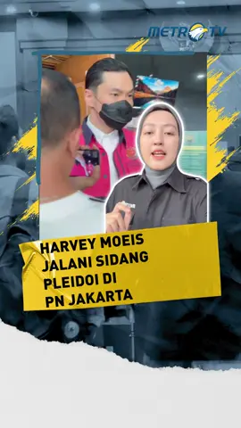 Suami aktris Sandra Dewi yang merupakan terdakwa kasus dugaan korupsi tata niaga timah, Harvey Moeis menjalani sidang pleidoi hari ini di Pengadilan Negeri Jakarta Pusat. Pledoi merupakan nota pembelaan yang akan disampaikan pihak Harvey dengan harapan dapet memberi keringanan hukuman baginya setelah dituntut 12 tahun penjara sebelumnya. 🎥 Jurnalis Metro TV - Rona Marina #tiktokberita #tiktokmetrotv #beritatiktok #beritaviral #metrotvnews #harveymoeis #sandradewi #timah