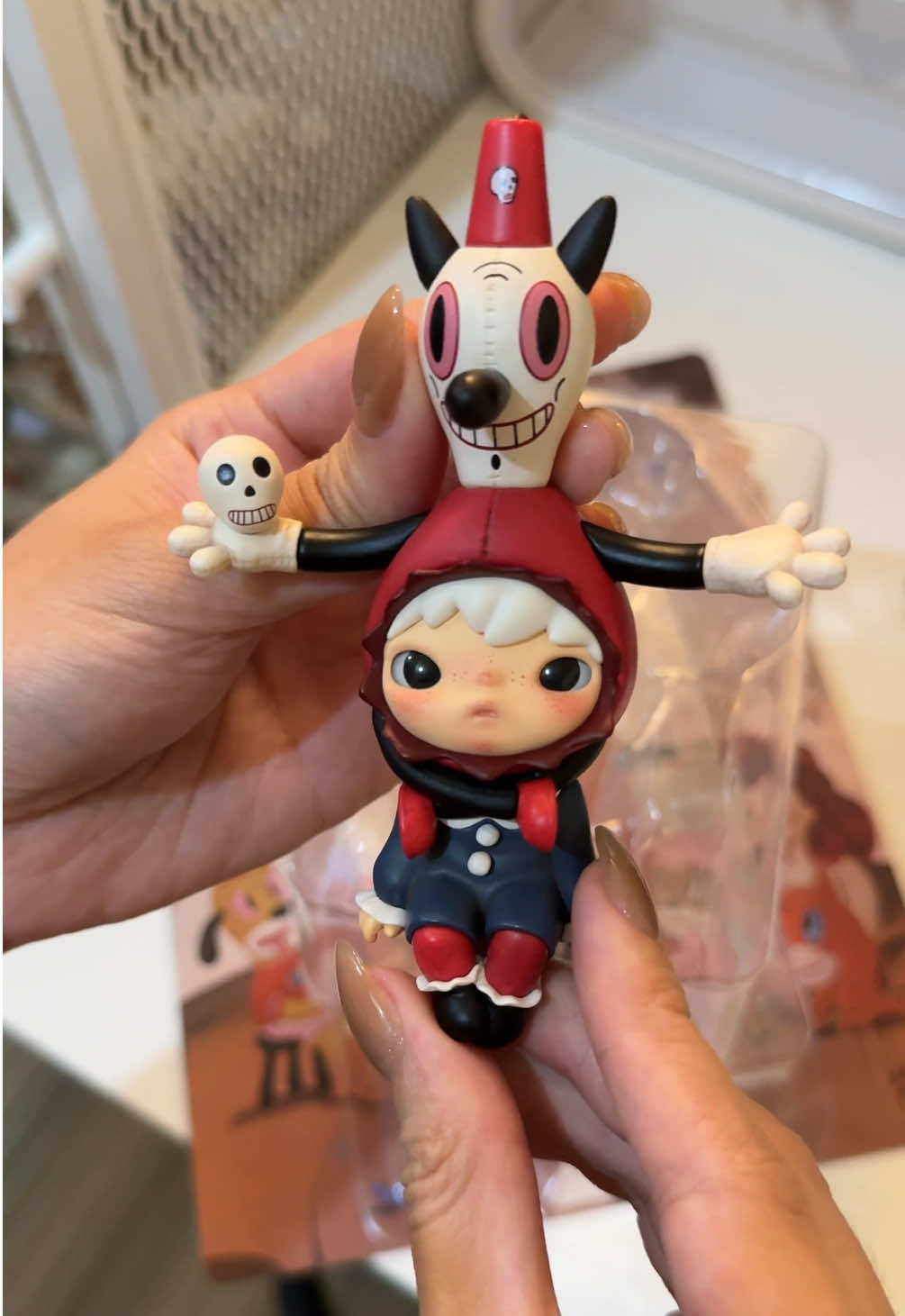 Hirono x Gary Baseman arrived in just 3 days! #popmart #popmartglobal #foryou #unboxing #hirono #hironopopmart #garybaseman #blister 