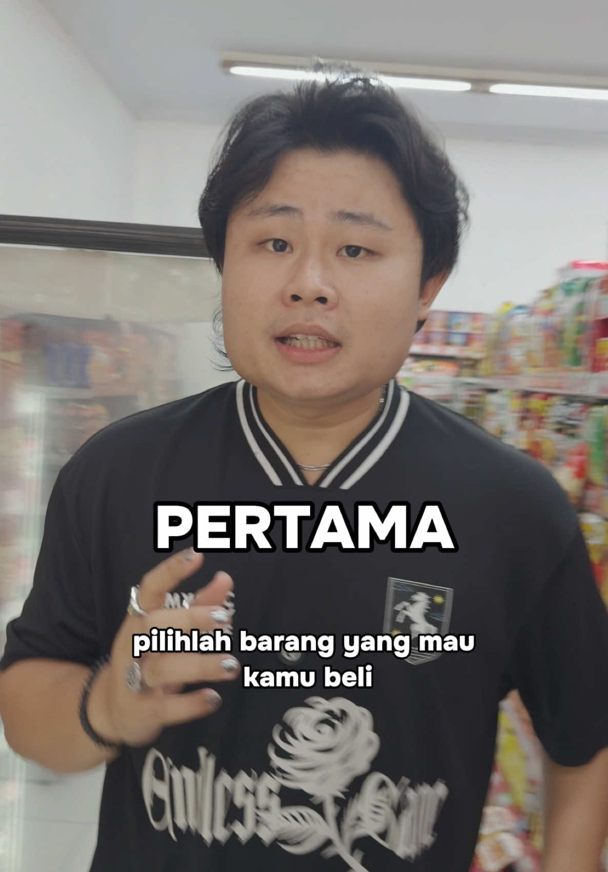 Tutorial ke Indomaret yg benar 🗿 #meme #stevansyoung #satire #roasting #comedy 