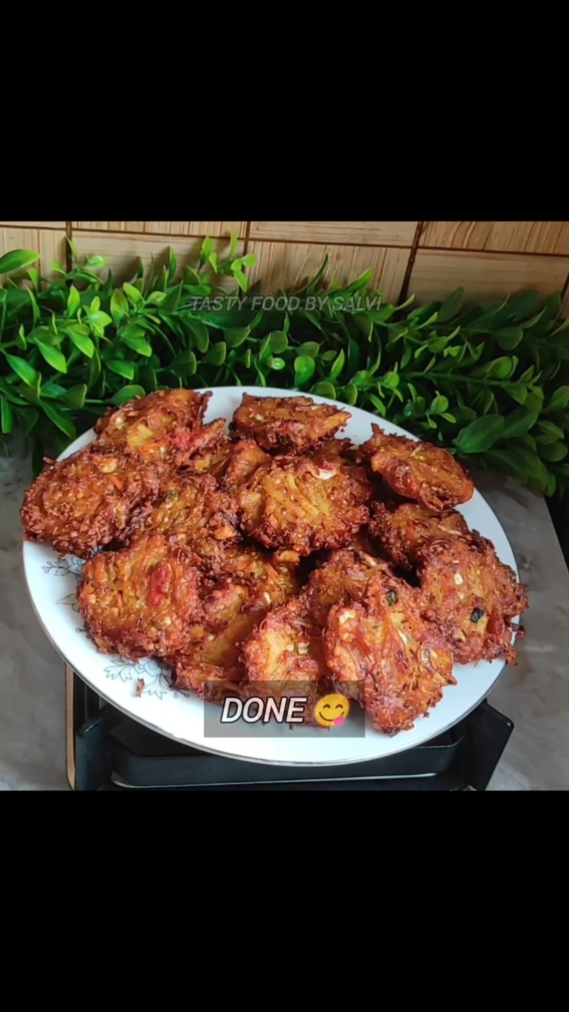 এই রকম পাকোড়া  দেখলে মুখে জল চলে আসে 😛৷ #Recipe #pakora #foryourpage #viral #tiktok #food 