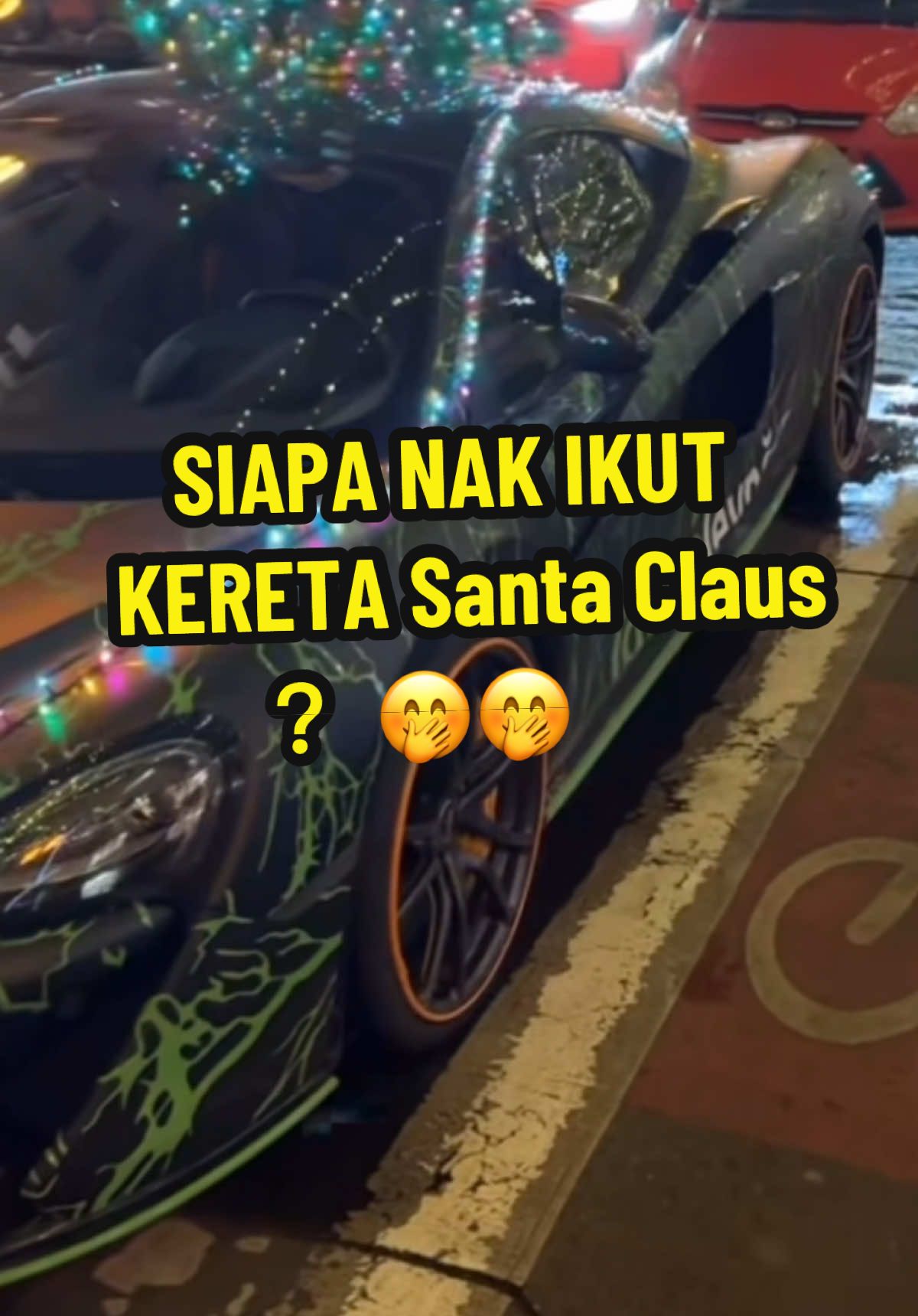 SIAPA NAK IKUT KERETA Santa Claus ？🤭🤭 #christmastrend   #christmascar #chritmas   #gift  #viraltiktok 