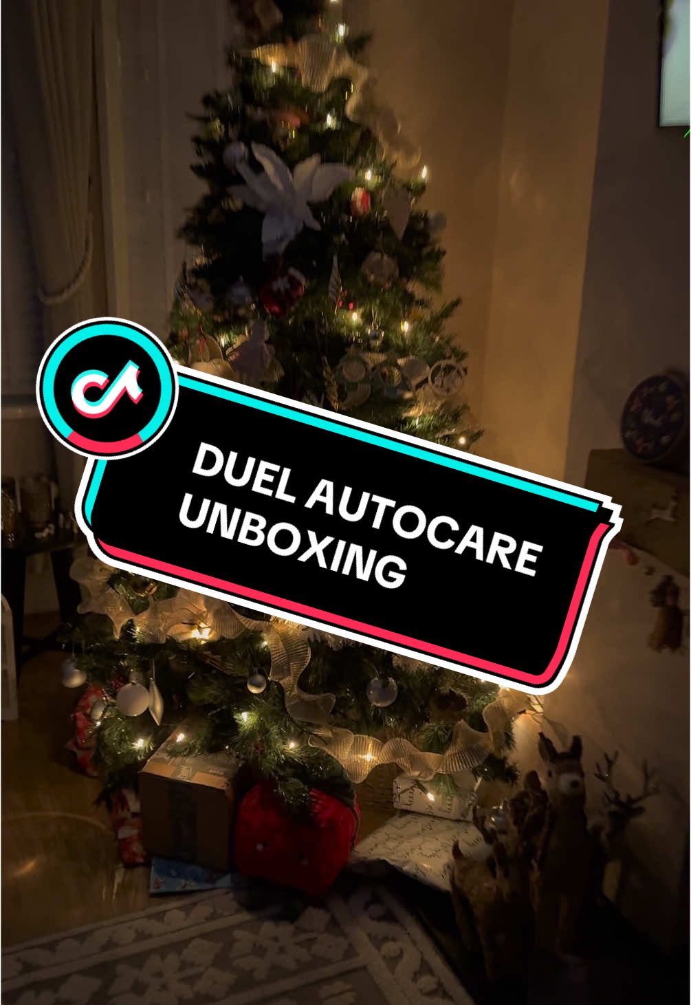 New goodies from the guys at @Duel Autocare LTD , cannot wait to try out the new AFRICA snowfoam and air freshener #duelchristmas #duelautocare #duelautocareproducts #valeting #detailing #carcare #carcleaning #products #fuelfordetailers #christmasgifts #tester 