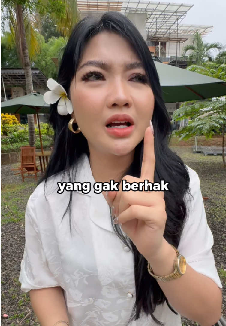 @BerllianaLovell GUA GAK TAKUT YA!!! 😡 #kutipanx 
