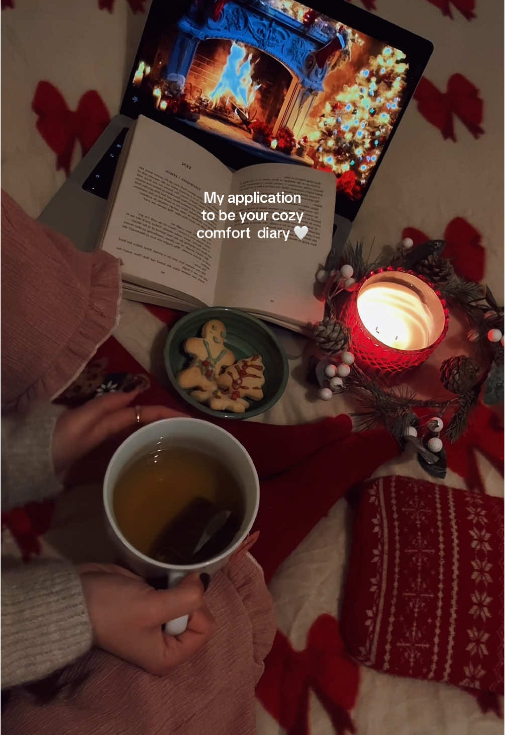 Here’s my submission to be your cozy daily diary this season! 🤍✨ I know how overwhelming the holidays can be, especially being far from my family, so I want to be a source of warmth and positivity for you 😌 #girlsupportgirls #girlythings #forthegirlies #smallcontentcreator #tiktokgrowth #comfortperson #cozyvibes #comfortcontent #dailydiary #relatable #fyp #foryou #girlyaesthetic 