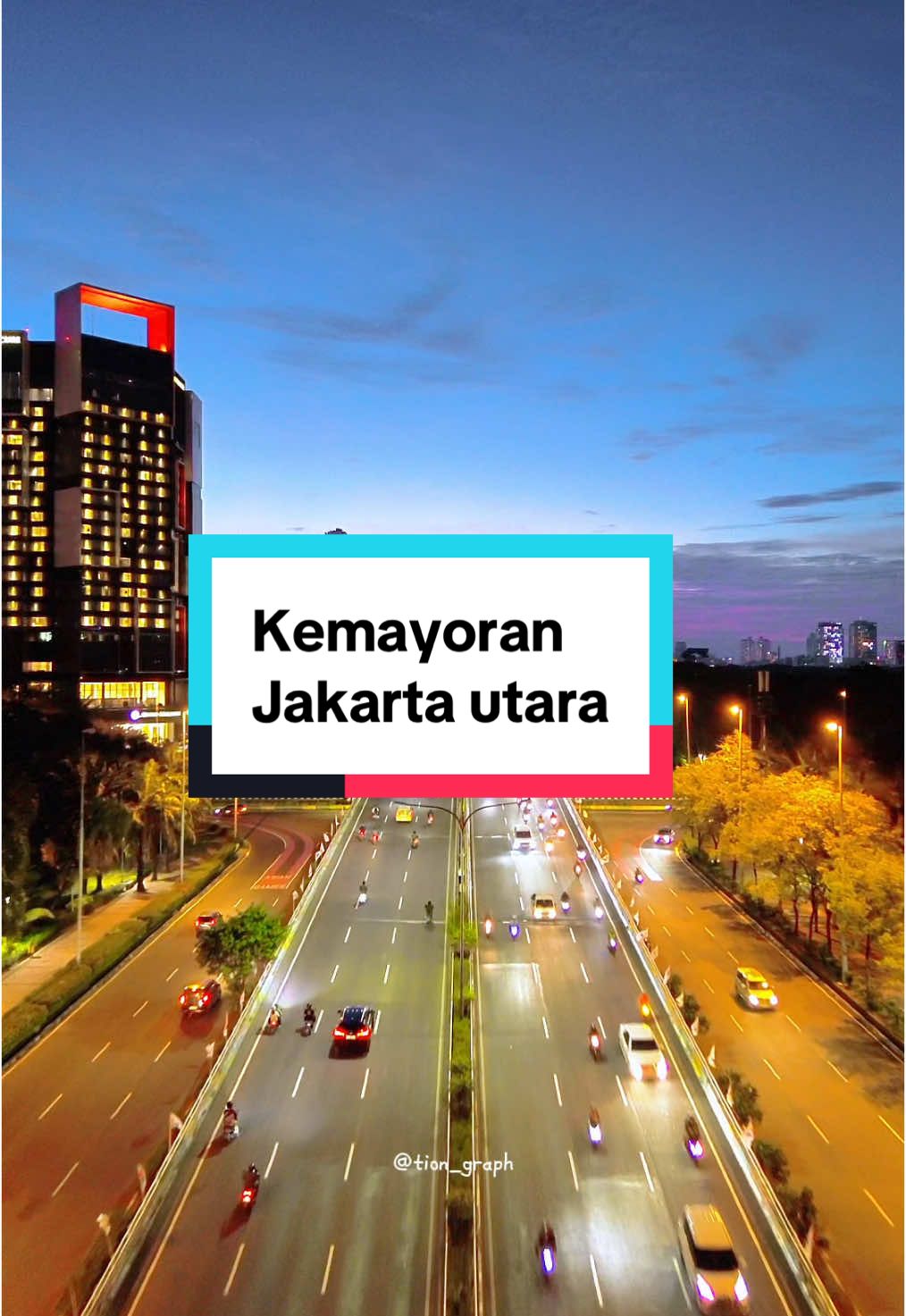 “tak usah mengutuk jarak, coba nikmati kerinduan” -Fiersa Besari . . 📍 kemayoran jakarta utara . . #fyp #djimini3 #jakarta #dronevideo #kemayoran #kemayoranjakartapusat 