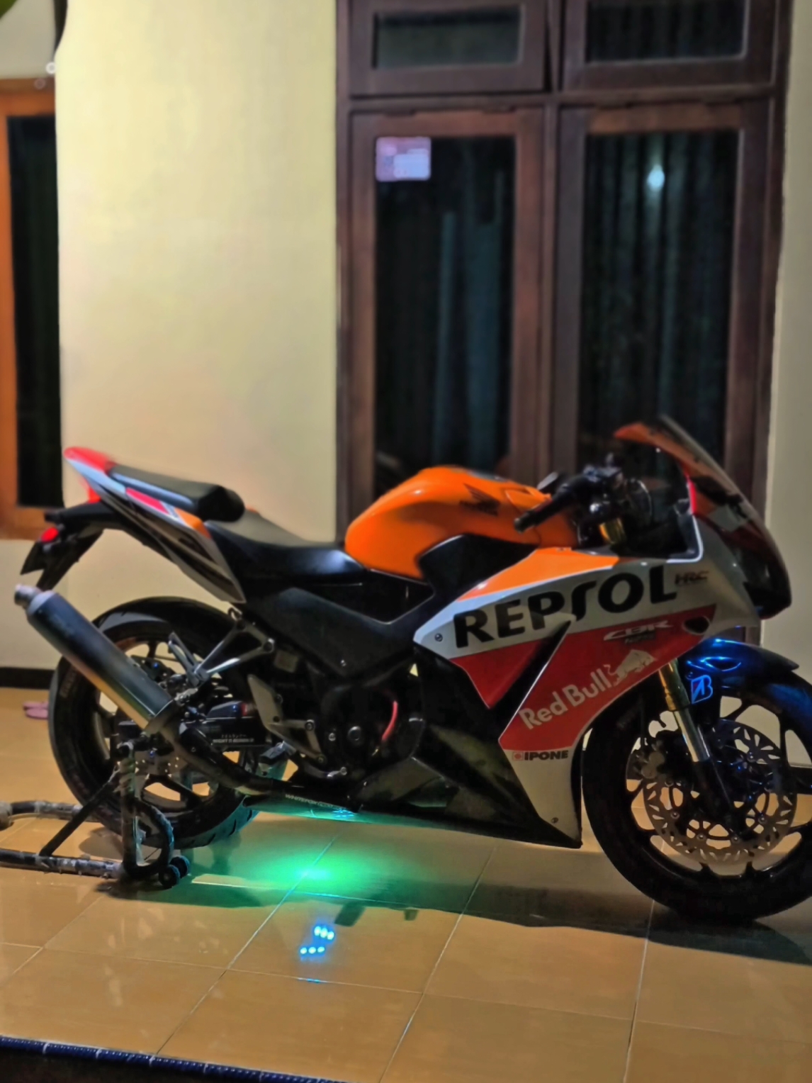 nightmode😶‍🌫️ #Capcut #modifikasicbr #fyppppppppppppppppppppppp #cbrk45a #cbr150r #cbrk33 #fyp #cbr #trend #cbrk45 