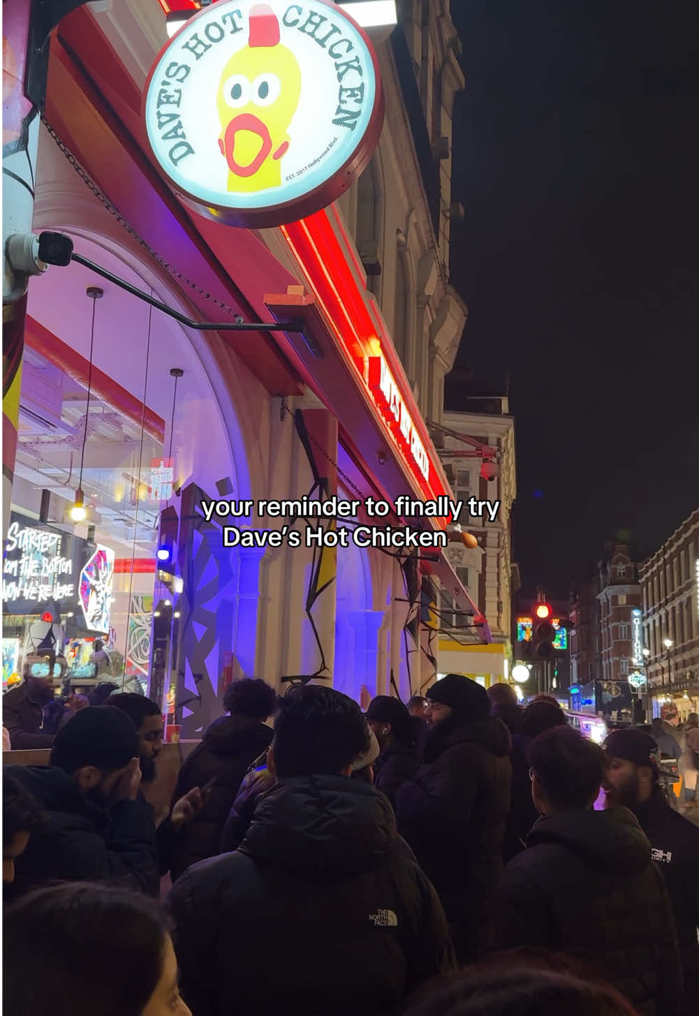 @Daves Hot Chicken UK is DEFO worth the hype and if you want to try it, I recommend to visit on a weekday for less queues 👍🏽 #fyp #foodtiktok #daveshotchicken #friedchicken #nashvillehotchicken #halalfoodlondon #londonrestaurants 