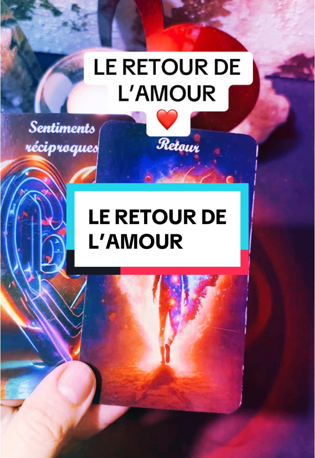 #creatorsearchinsights #tiragedecarte #voyance #amour 