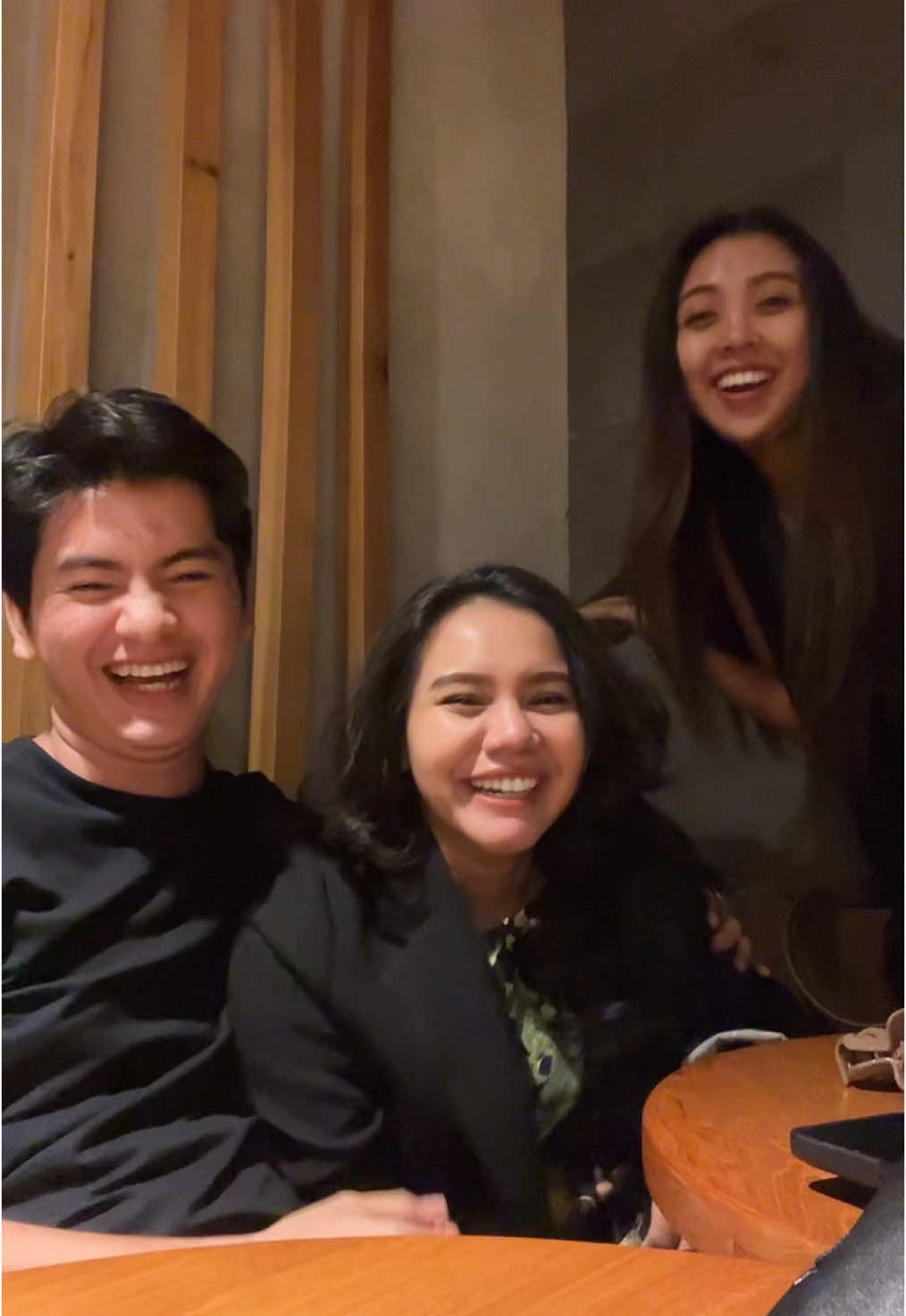 Please  gemeshhh wkwk @Vina Fan @Thya Luvan #ferdianshanduru #vinafan #thyaluvan 