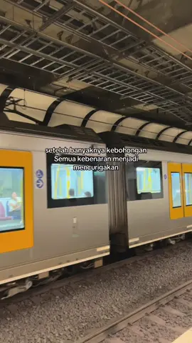 cuma ga sengaja tau aja,tapi sakitnya sampe ga bisa nafas..tau kan sakitnya gmnaa,,mana sekarang apa yang dia bilang pasti aku mikirnya ini bohong lagi ga siii..salah ga ya mikir gitu hehe#CapCut 
