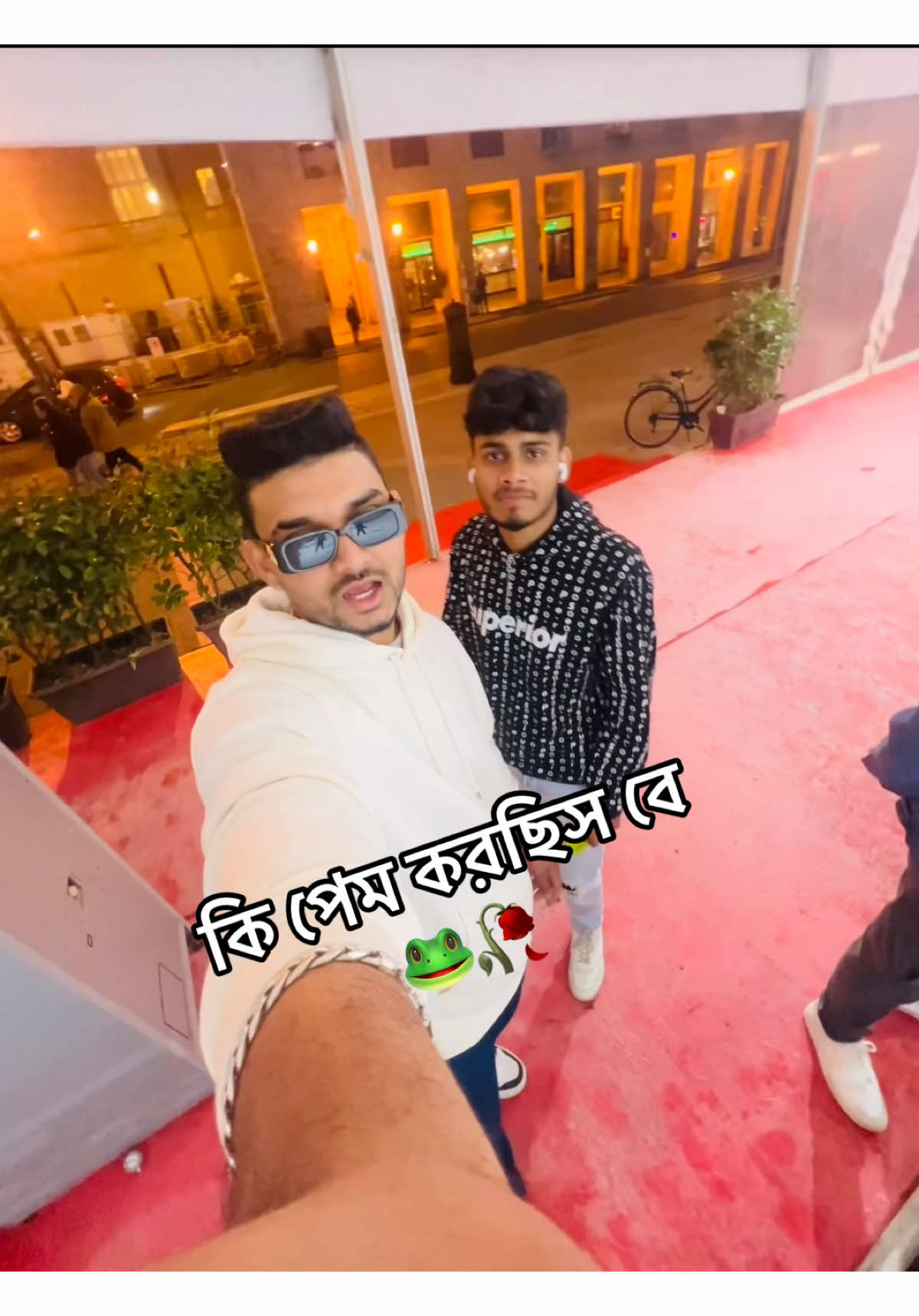 কি পেম করছিস বে🐸🐸😂😂😂😂😂 #chapainawabganj #rajahahi #bangladesh #tiktok#foryou #duet#tiktok#support#fyp #vairal_video#just_wow#❤️‍🔥 #trending_voice #italy #europe  #asia#just_wow