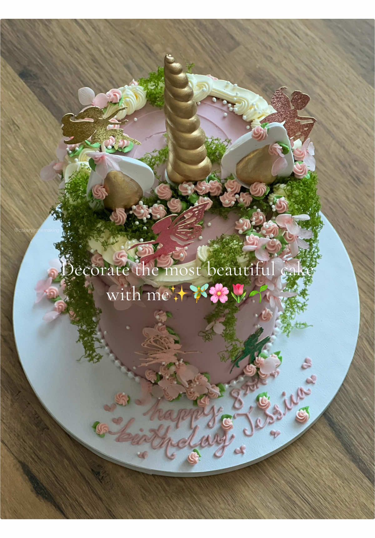 Decorate the most beautiful cake with me✨🧚🌸🌷🌱 #fairycake #unicorncake #whimsicalcake #vintagecake #decoratewithme #fyp 