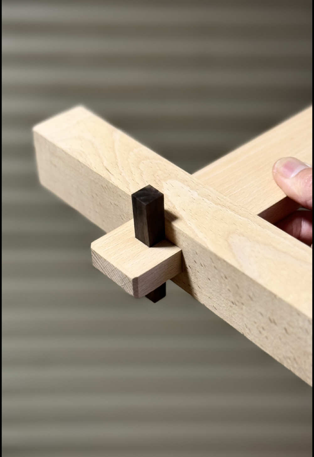 A removable Japanese joint without the use of glue #woodworking #joint #DIY #woodworkingtips #jig 