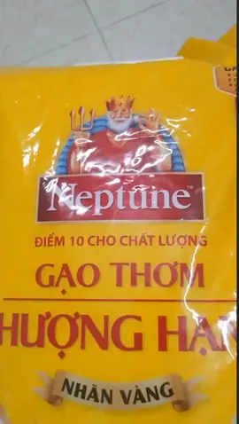 gạo st25 thượng hạng nhãn vàng #gaost25thuonghang  #st25neptune   #luotvuimualien