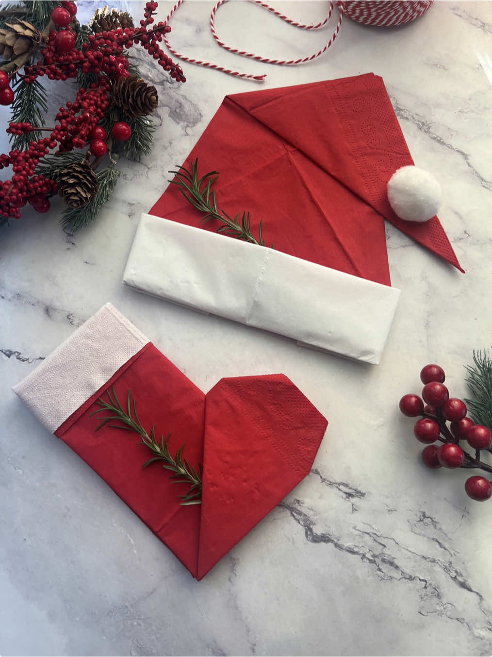 💫💫💫 #itstime #christmas #easy #photooftheday #lifehacks #lifehackvideo #christmasmood #cozy #cozyvibes #pinterestinspired #christmasdecor #napkin #santa 