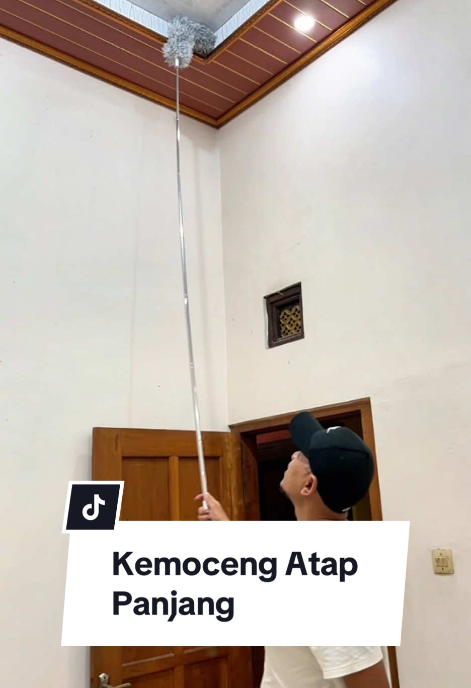 Kemoceng Panjang microfiber cocok buat bersihkan atap dan langit langit rumah dari sarang laba laba dan juga dari sawang. Kemoceng Atap Panjang 280 cm ini bisa ditekuk dan juga bisa di cuci. Segera amankan Kemoceng microfiber Panjang ini mumpung masih ada stok dan harga promonya #kemocengmicrofiber #kemoceng #kemocengpanjang #kemocengmicrofiberpanjang #kemocengatappanjang #cuantanpabatas #wibgajian 