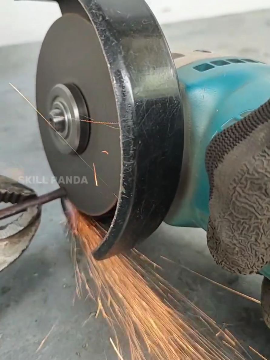 Good job!! This welder shows how to install lathe hinges #welding #tigwelding #ironwelding #weld #sticwelding #metalwork #femalewelder #weldinggirl#perfectwelding #DIY #weldinglife #tipsandtricks #weldingtool 