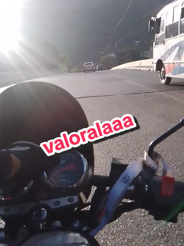 valora a quien te habla así!!✌️ #atlas #rutas #parati #paratii #humor #viral #moto #mujeres #haojue #suzuki #150cc 