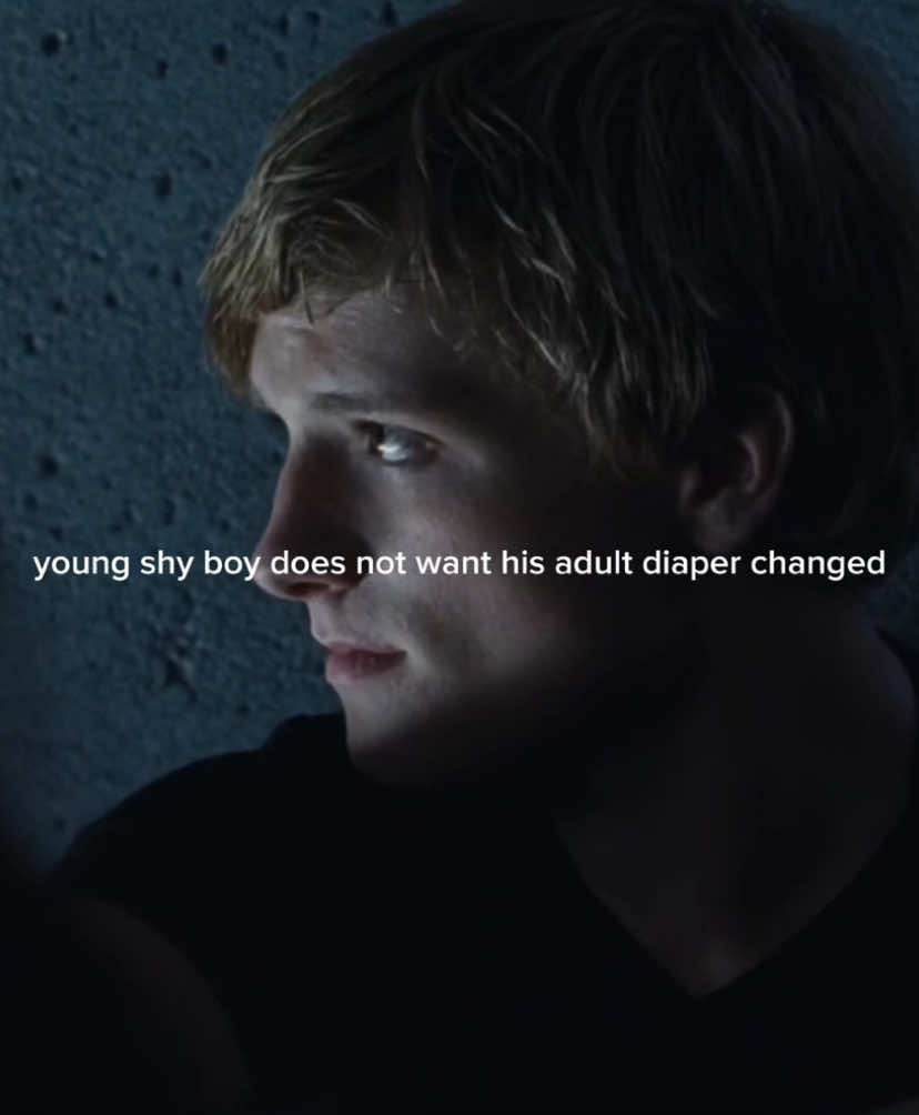 #PEETAMELLARK /•/ hunger games out of context 😭😭 /•/ #hungergames #outofcontext #thehungergames #notanedit #fyp #peeta 